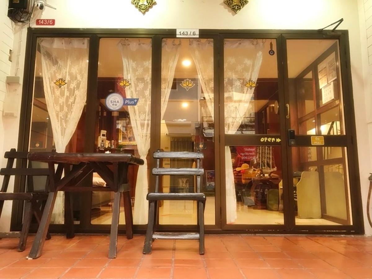 Le Tanjong House Hotel Patong Kültér fotó