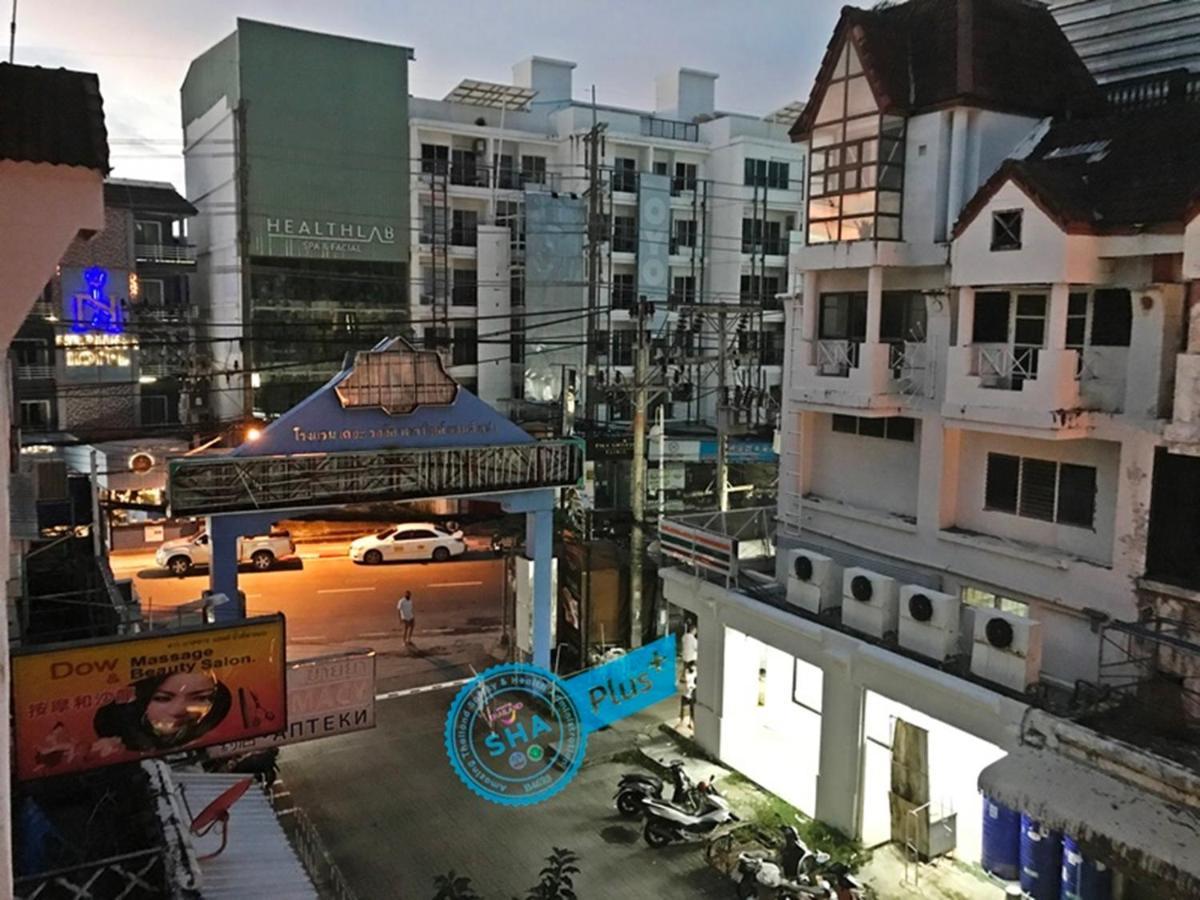 Le Tanjong House Hotel Patong Kültér fotó