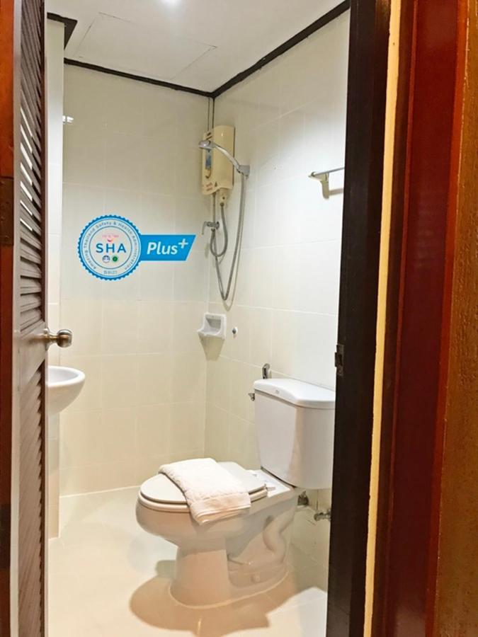 Le Tanjong House Hotel Patong Kültér fotó