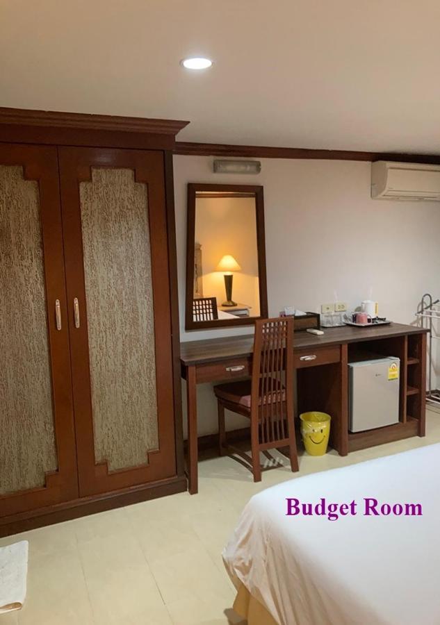 Le Tanjong House Hotel Patong Kültér fotó