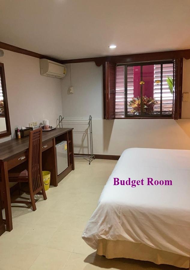 Le Tanjong House Hotel Patong Kültér fotó