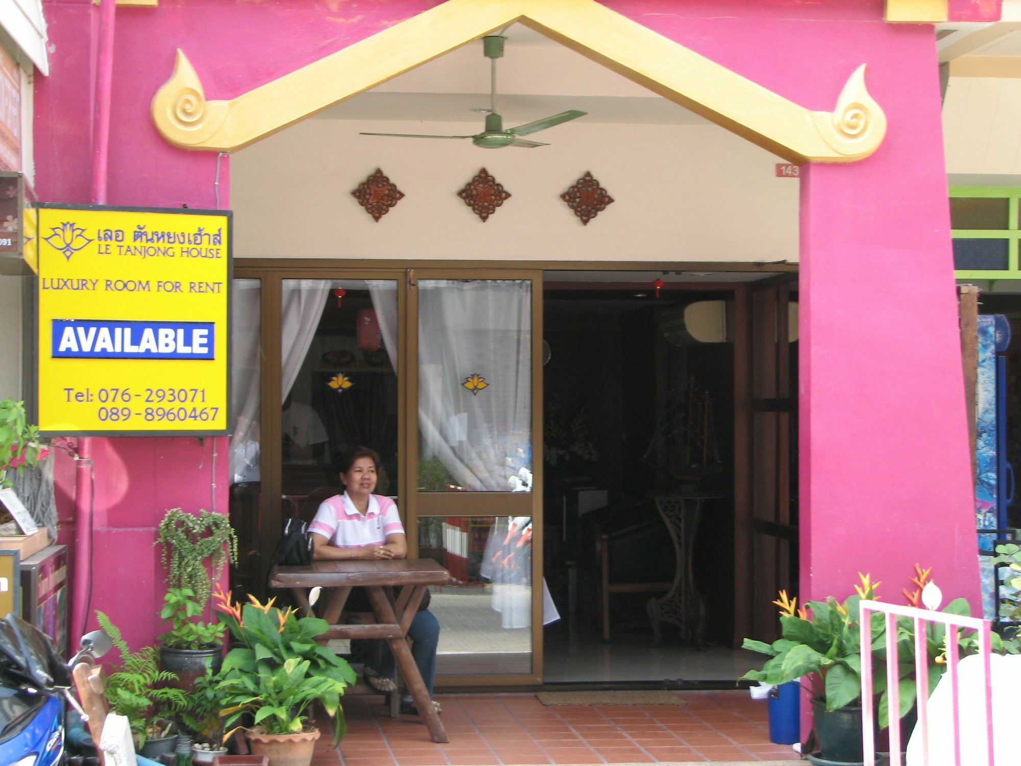 Le Tanjong House Hotel Patong Kültér fotó